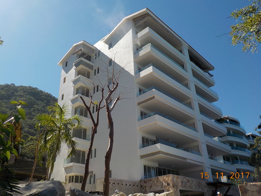 VISTA FRONTAL EDIFICIO