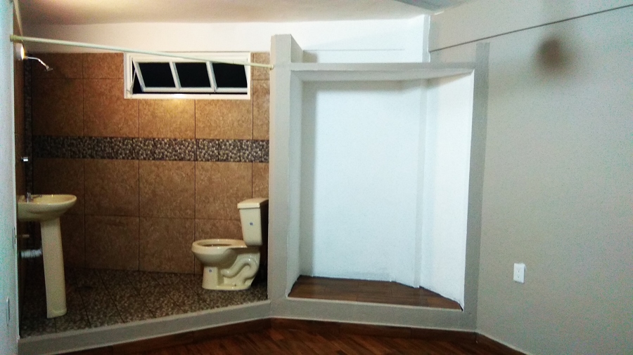 VISTA TERMINADA DE EL BAÑO Y CLOSET
