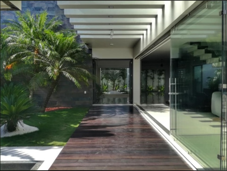 YU ARQUITECTURA Y CONSTRUCCIÓN