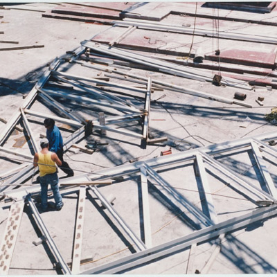 Estructura de acero para Parroquia de Nuestra Señora del Carmen y San José (2004)