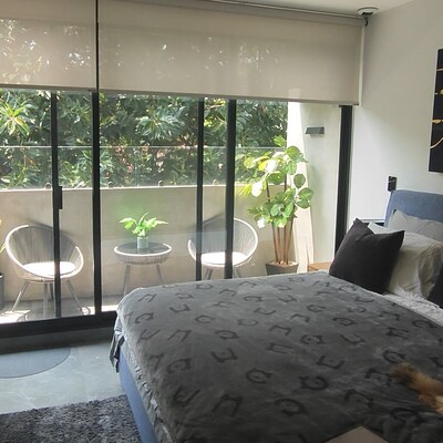 Smart Home: Domotización de Persianas y Renovación Lumínica