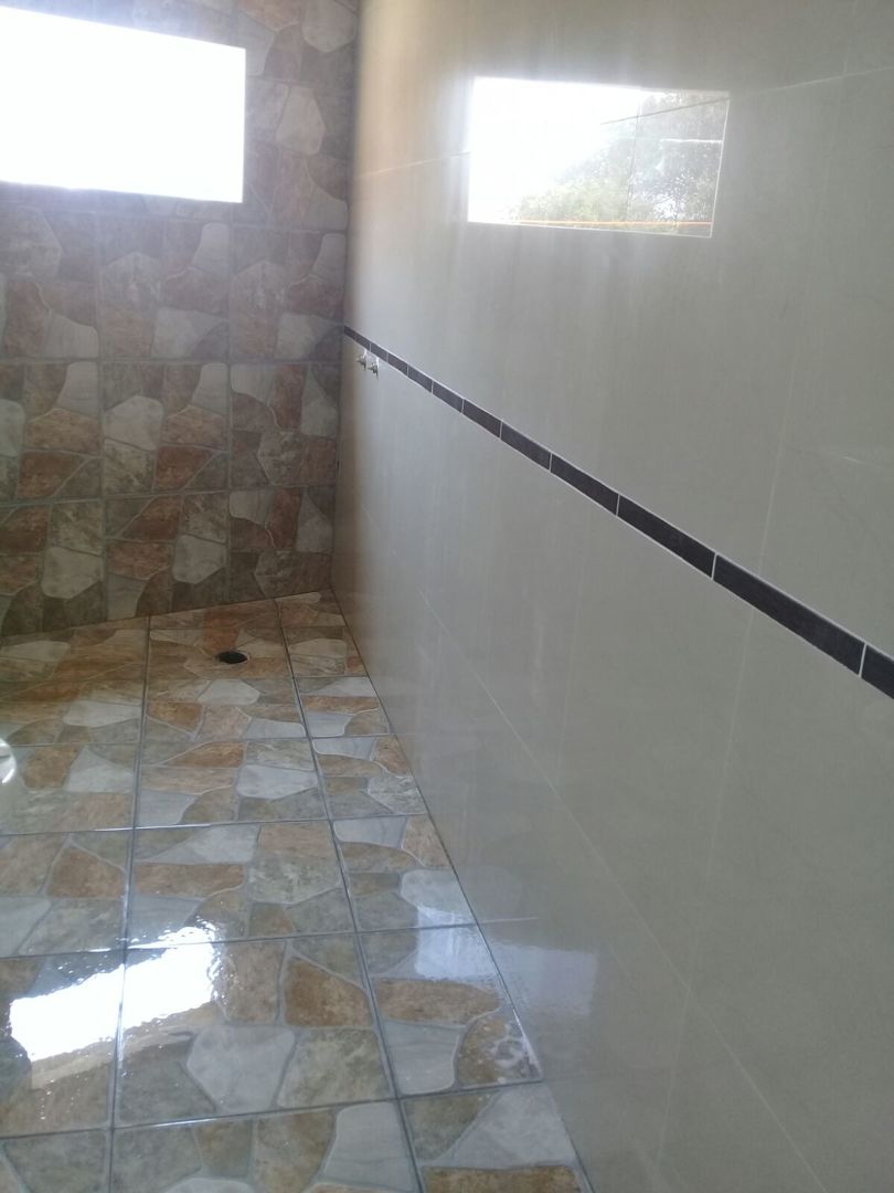 Revestimiento de baño con porcelanato