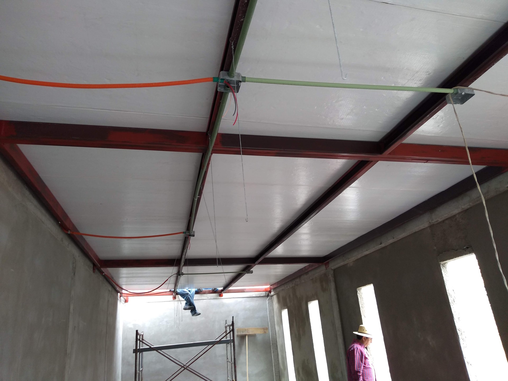 Estructura y laminación de primer nivel