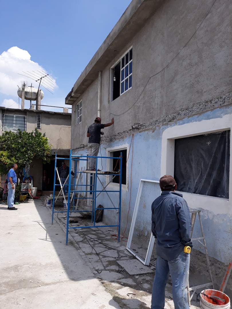 Instalación de cancelería de aluminio