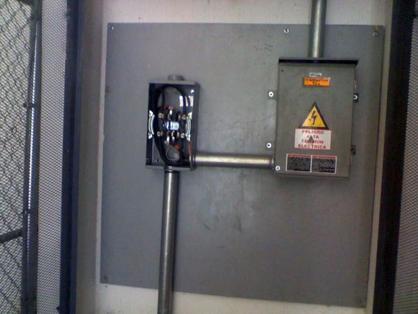 Acometida en baja tensión.