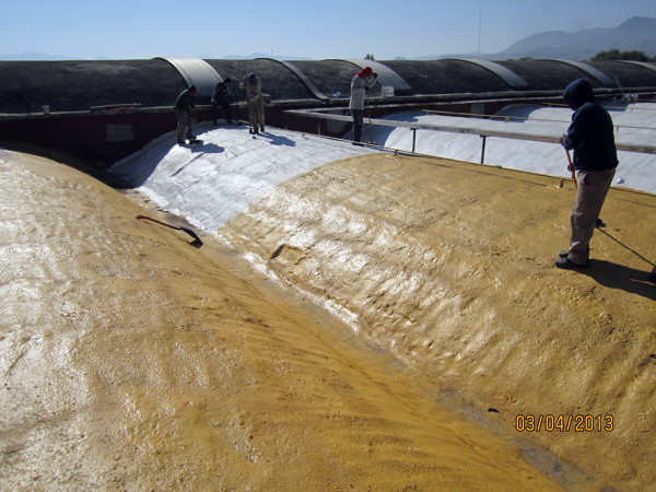 Aplicación de Impermeabilizante Acrílico.