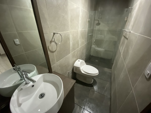 Baño Recámara Secundaria B