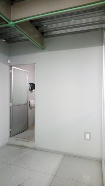BAÑOS DE OFICINAS