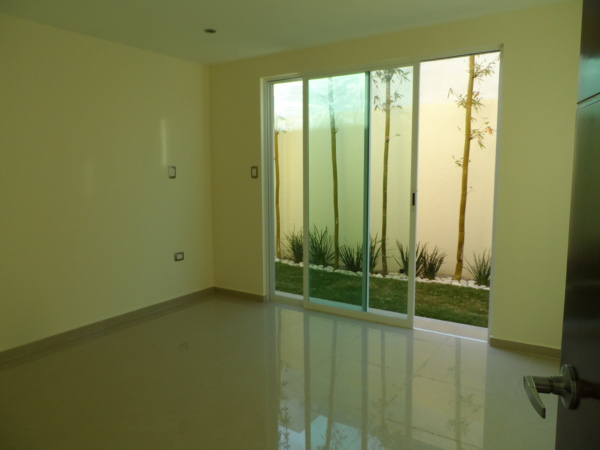 CASA CONSTRUIDA EN PARQUE LIMA