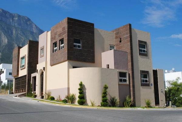 CASA HABITACIÓN CUMBRES