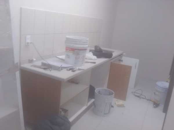 Colocación de mueble para cocina