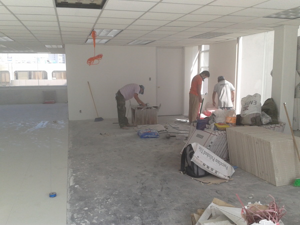 Colocación de Porcelanato en piso