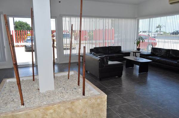 Construccion de los talleres Xtreme-Collision-Car-Repair