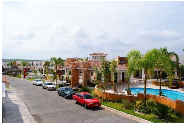 DESARROLLO HABITACIONAL MARALAGO CULIACAN SIN.