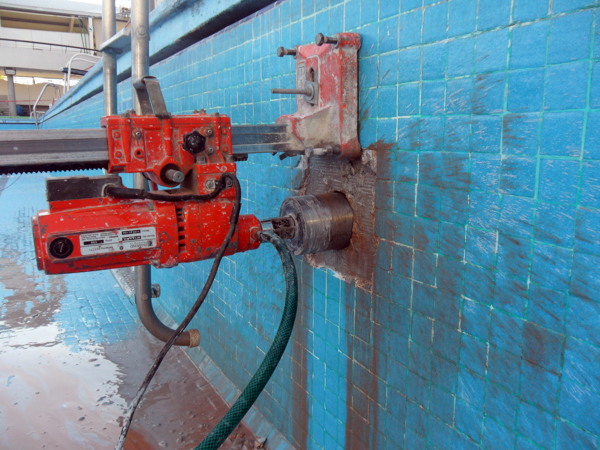 Detalle de Trabajo de Perfioración en Muro