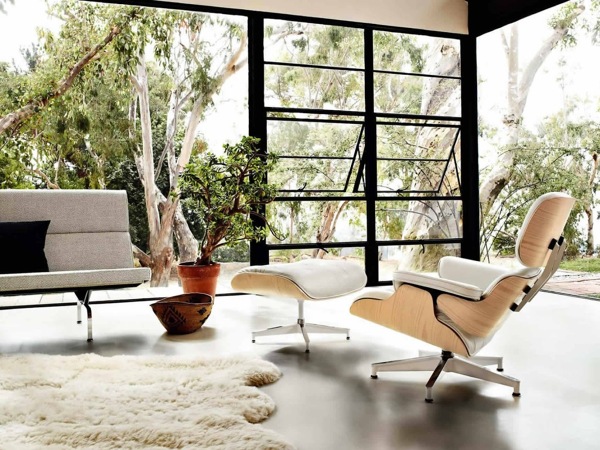 Eames-lounge-chair-and-ottoman-designed-in-1956-in-white-1024x769