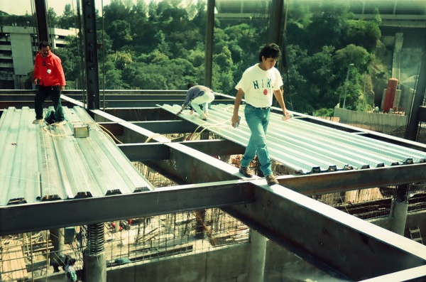 ESTRUCTURA PARA AGENCIA CHEVROLET-CHEVAL INTERLOMAS