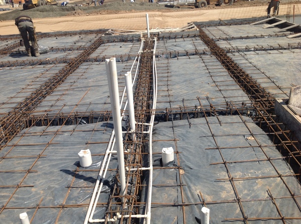 Foto: Hbilitado de Acero e Instalaciones en Losa de Cimentacion de