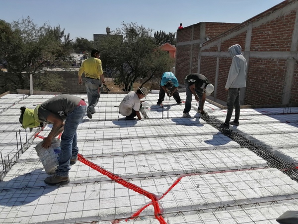 LIMPIEZA EN TRABES Y VIGUETAS