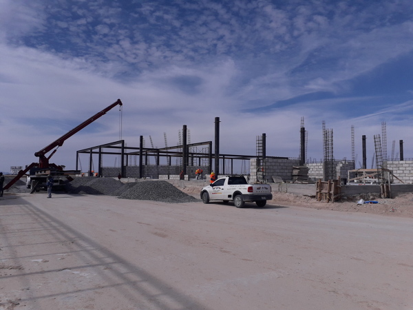 MONTAJE DE ESTRUCTURA Y OBRA CIVIL DE PLAZA COMERCIAL