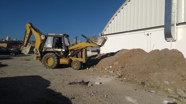 Movimiento de tierra producto de excavación