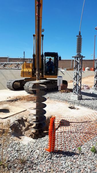 Perforación para pilas de concreto armado.