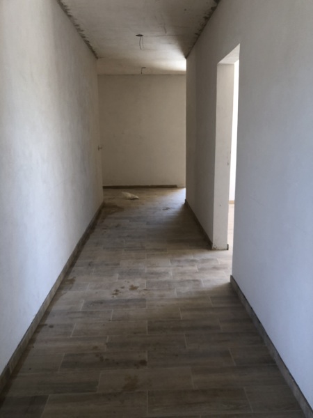 PISOS Y AZULEJOS