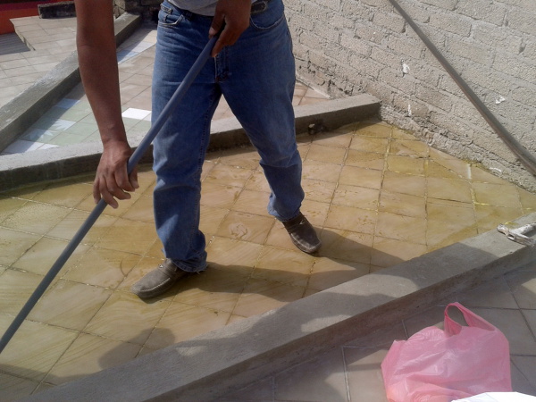 Preparacion para lechariado a loseta en azotea