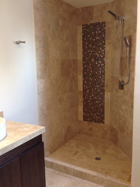 Foto: Proceso Casi Terminado de la Regadera en Baño Principal de