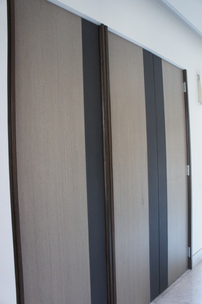 Puertas de Madera con acabado de Vinipiel