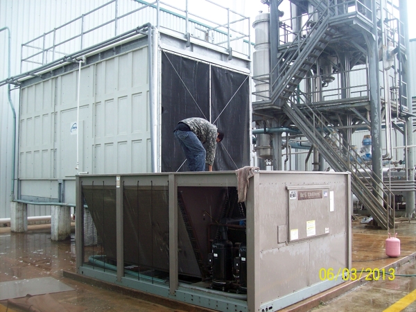 Reparación de Equipo Chiller de 50Tr Coatzacoalcoz Veracruz