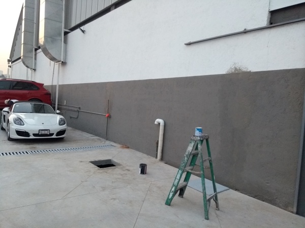 Resane de cuarteduras y pintura de muros