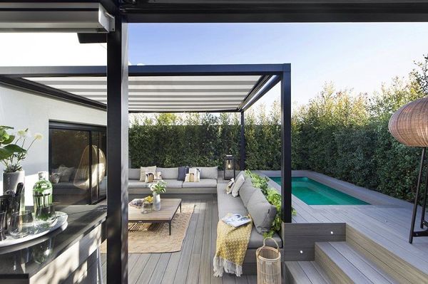 Foto: Terraza con Piscina y Pérgola #646649 - Habitissimo
