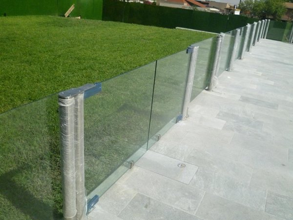 VARANDAL DE VIDRIO TEMPLADO