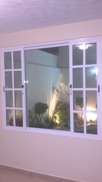 Ventana de aluminio 