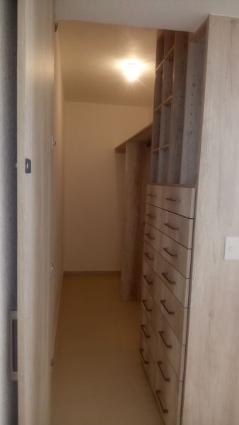 vista 2 vestidor