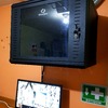 Acabo de conexión en DVR, instalado dentro de un Gabinete.