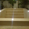 Alberca con iluminación
