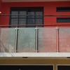 Barandal con vidrio templado