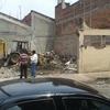 CARGA DE MATERIAL PRODUCTO DE LA DEMOLICIÓN 
