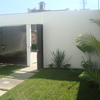 Cochera y jardin