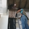 Colocación de aislamiento en tuberías