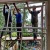 Colocación de ventana de herrería