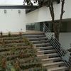 FACHADA AL PISO BAJO