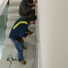 Instalación de barandal y pasa manos de acero inoxidable