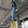 Instalación eléctrica de bomba.