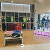 Interior de tienda deportiva