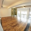 Piso de madera nuevo