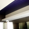 Plafond combinado de tablaroca y vidrio morado