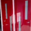 Puerta minimalista